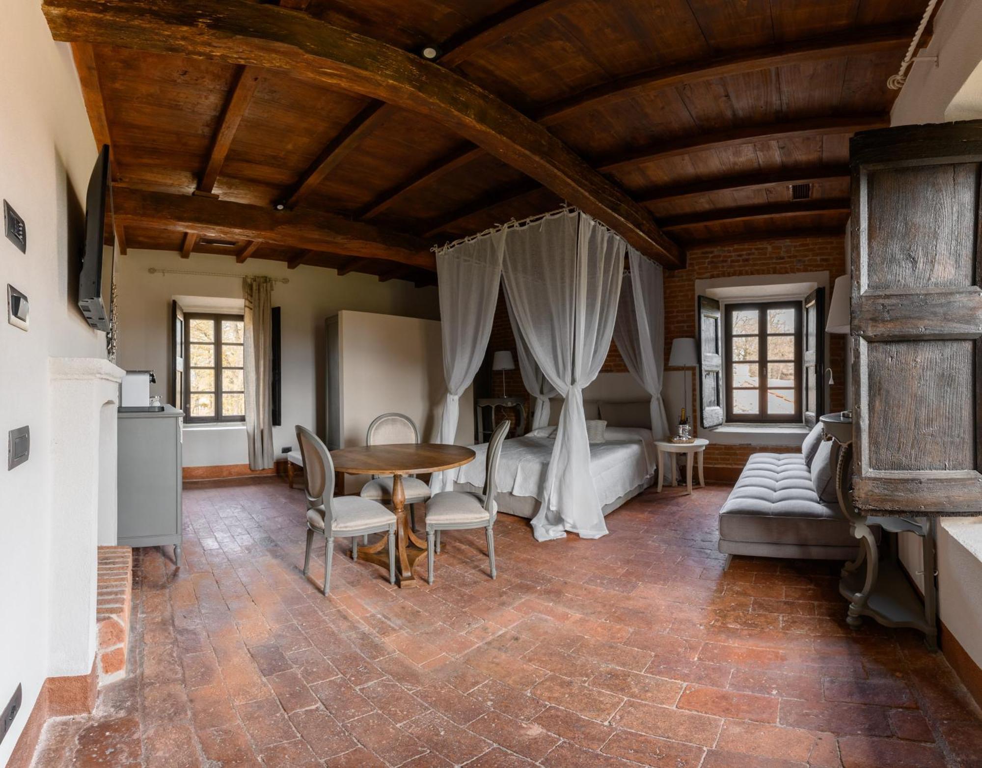 Castello Di Piovera Kültér fotó